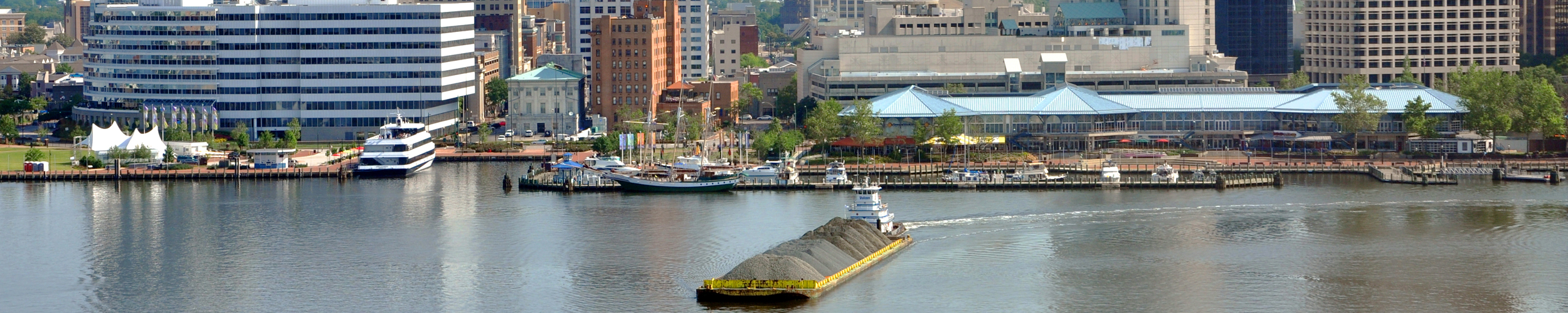 Norfolk, VA | Government & Commercial Services | Phoenix provides a full range of underwater services to accomplish complex operations from the surface to water depths of 6,000 meters.